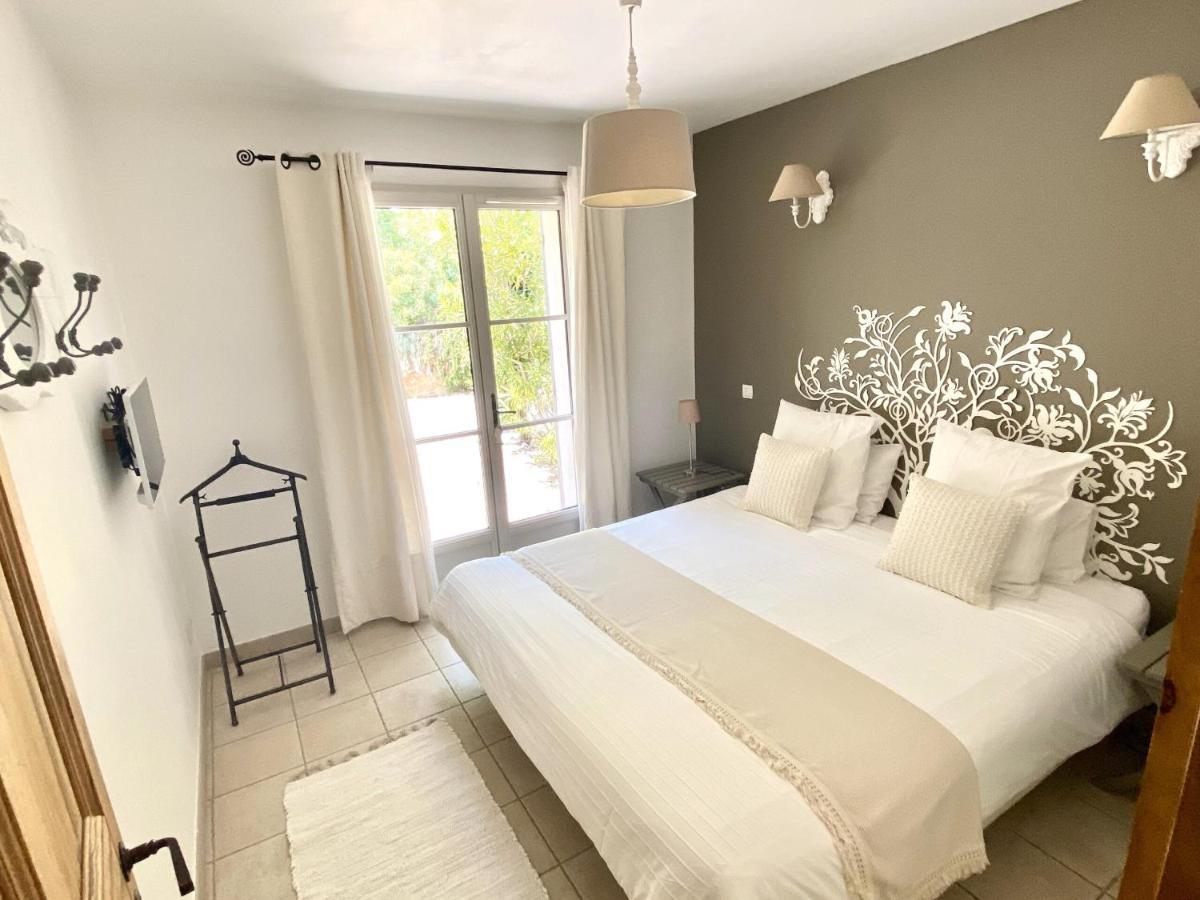 Le Jardin De Lau Villa โอบิยอง ภายนอก รูปภาพ